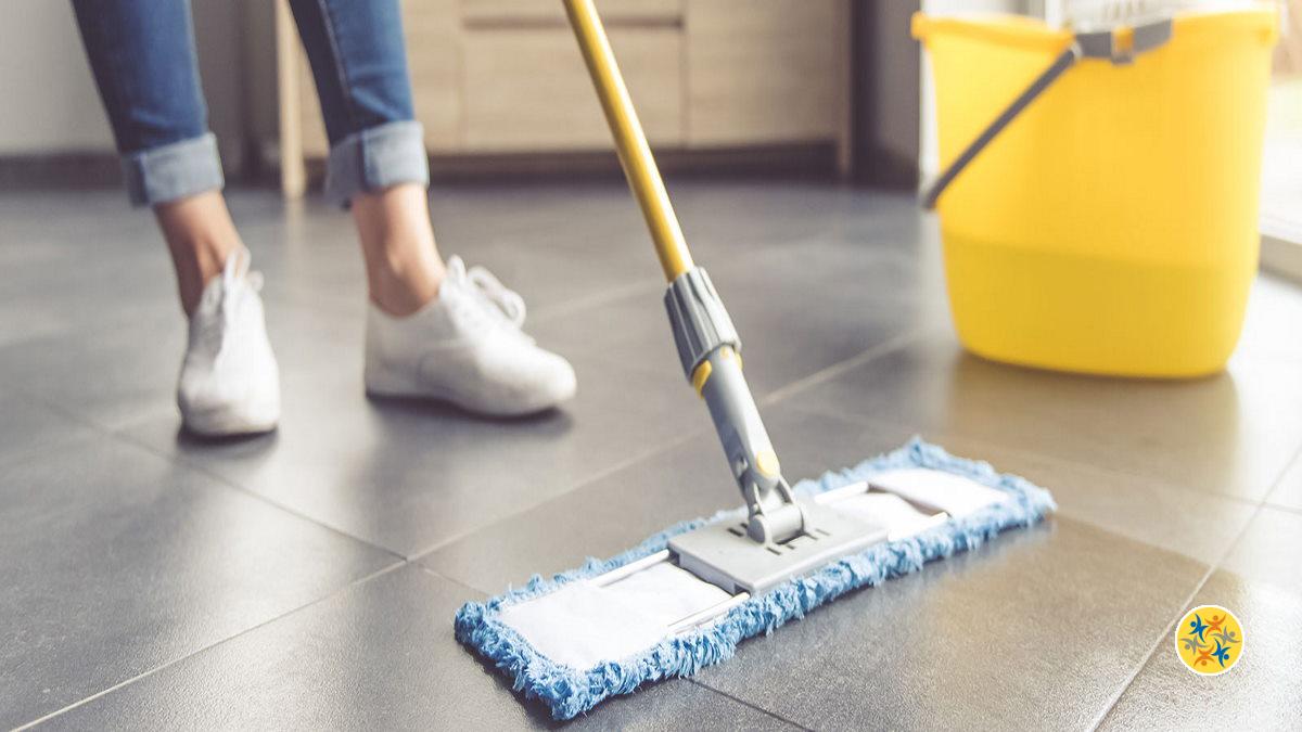 Nettoyer le Sol : 8 Astuces Naturelles pour le Faire Briller Nettoyer le Sol : 8 Astuces Naturelles pour le Faire Briller