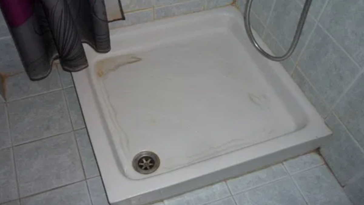 Astuce pour nettoyer le bac à douche et éliminer le calcaire