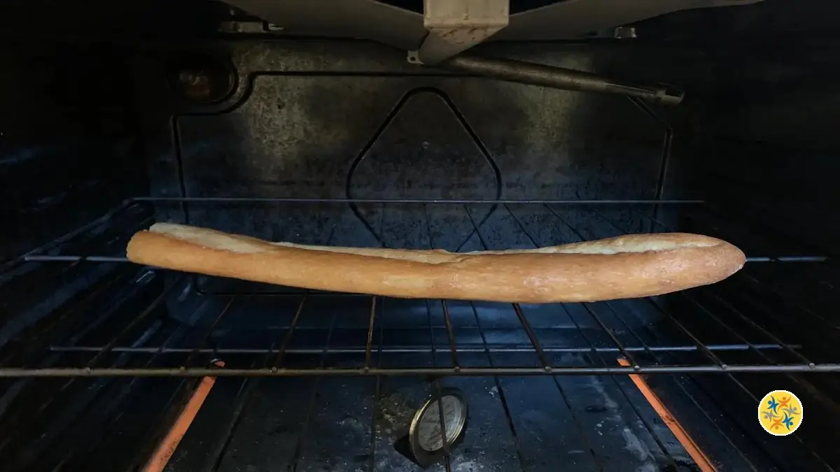 L'astuce pour faire fondre du pain au four