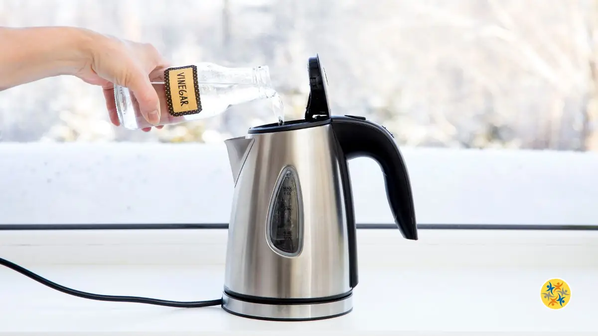 Bouilloire Entartrée ? Voici les Astuces Naturelles pour la Nettoyer