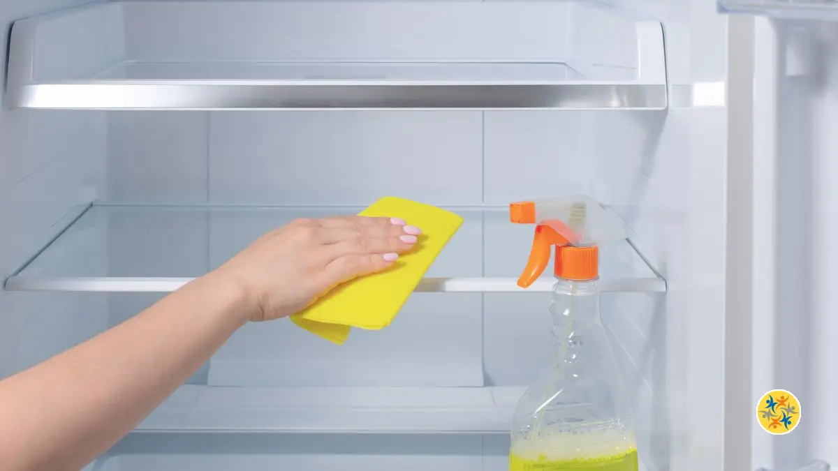3 astuces naturelles pour un frigo propre, sans odeurs